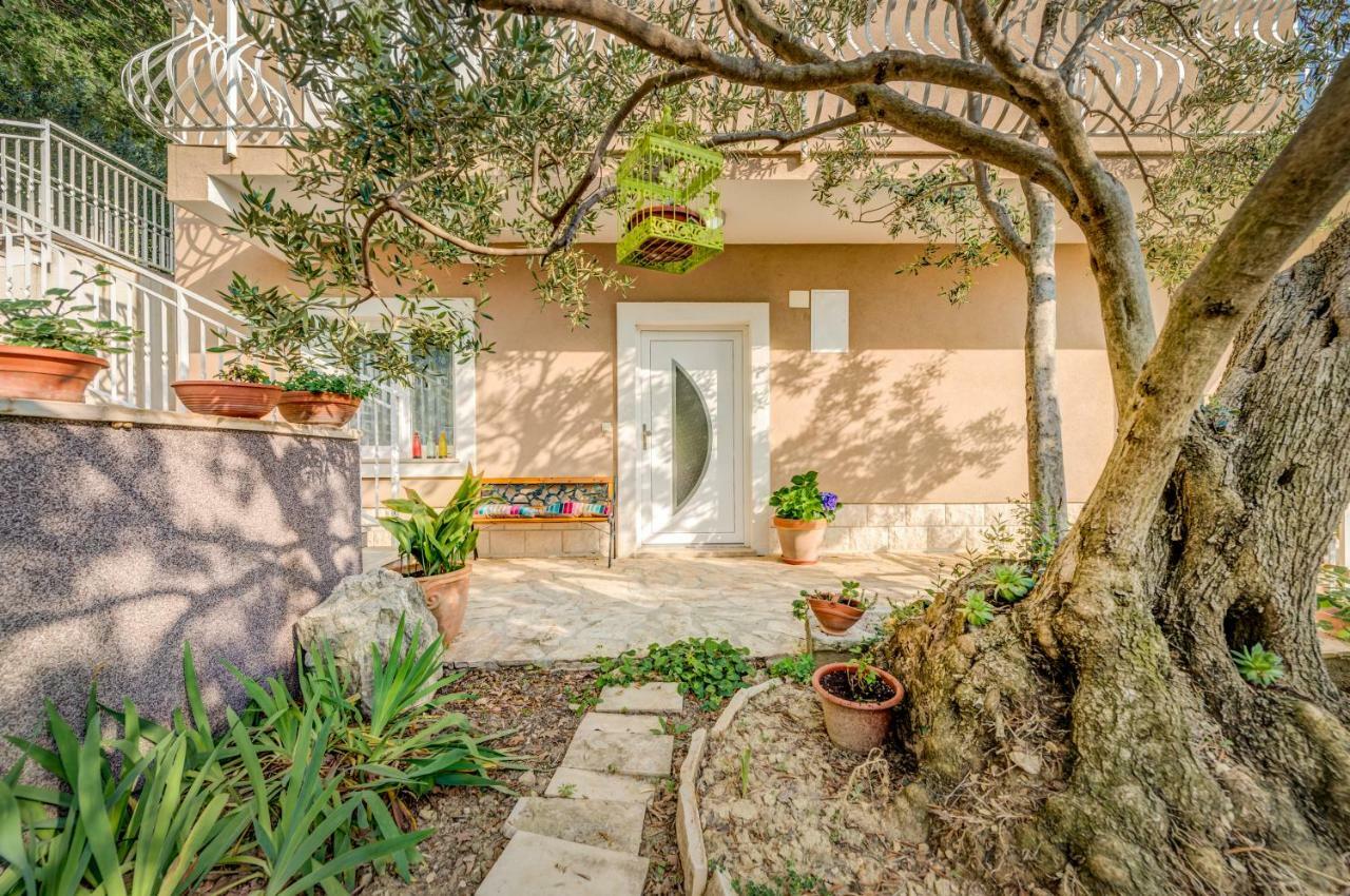 Holiday Home Figa Omiš Exterior foto